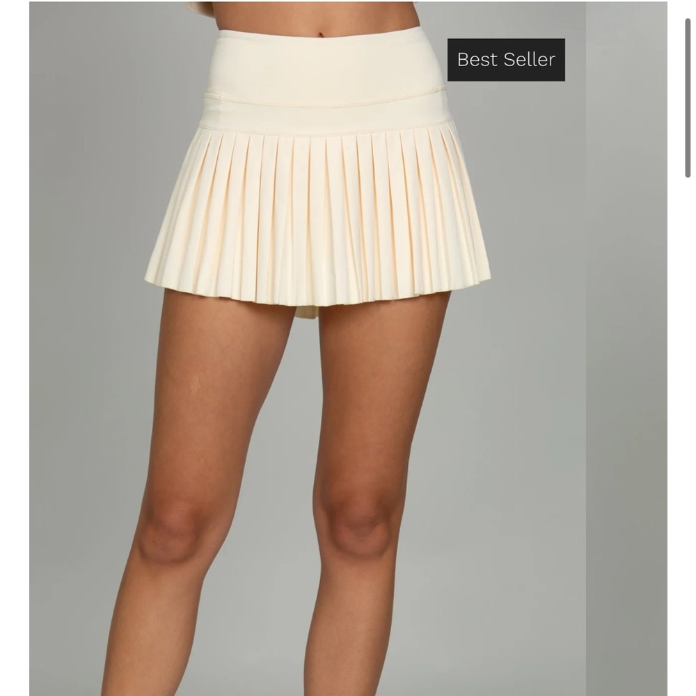 Elegant Cream Mini Skirt